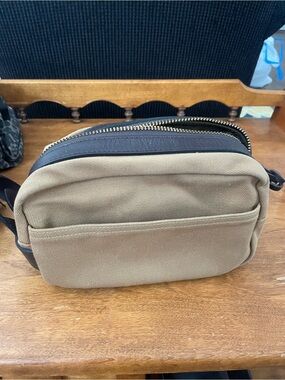 Filson Canvas Dopp Bag Travel Kit